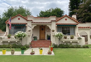 Professional exterior painting on a Pasadena stucco home