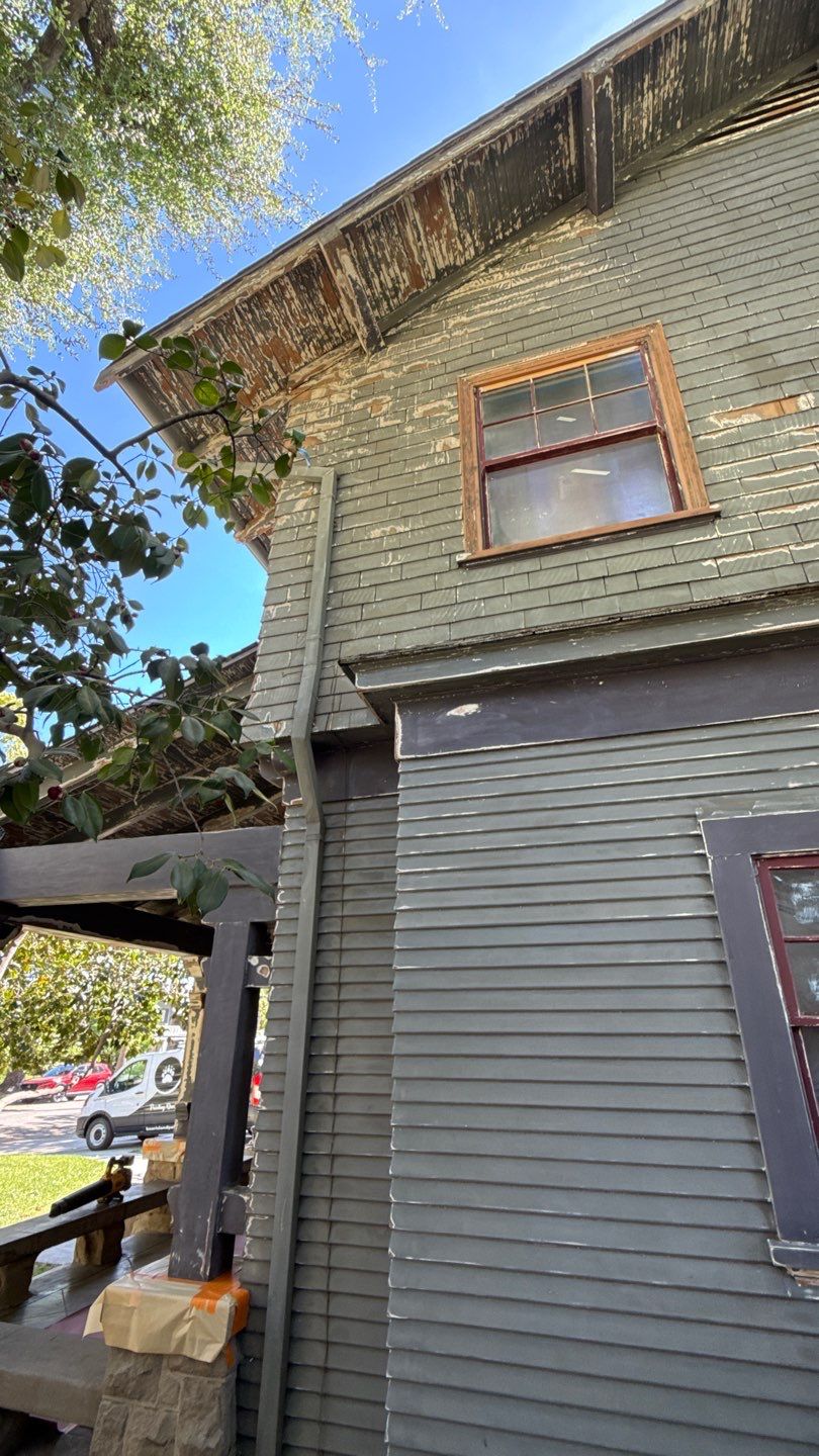 Exterior repaint project image 14